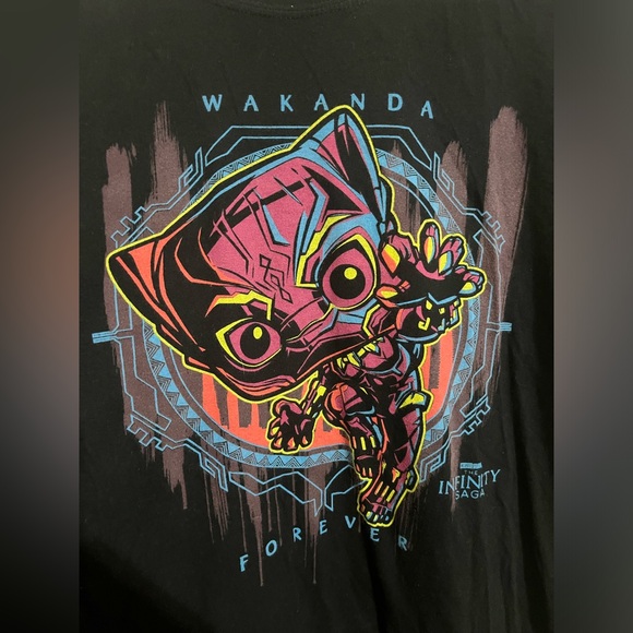 Wakanda Forever - The Infinity Saga Funko POP Tshirt Black Panther - Picture 2 of 4